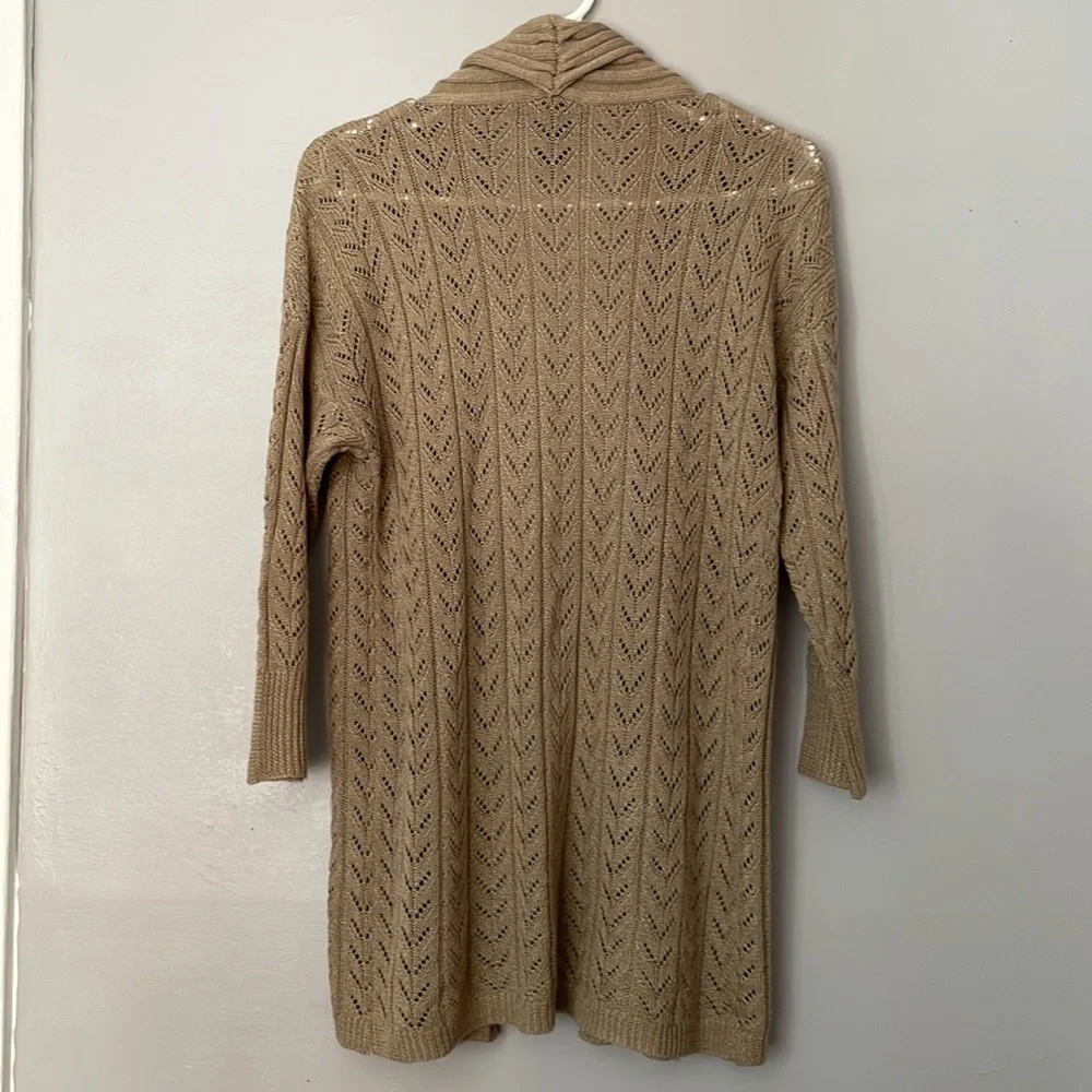 Dex tan cardigan with 3/4 sleeves. S/P. Nice condition. Long.